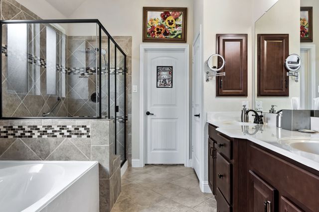 8641 Gracewood Drive, Mckinney, TX 75070