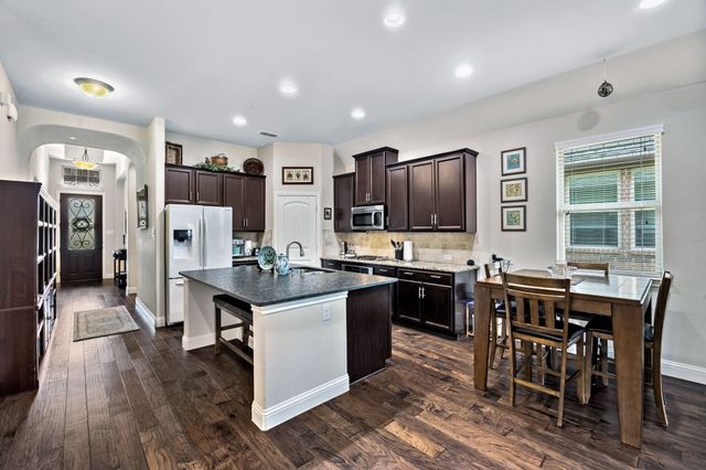 8641 Gracewood Drive, Mckinney, TX 75070
