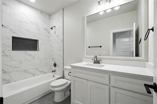 4449 Raymond Lane, Guthrie, OK 73044