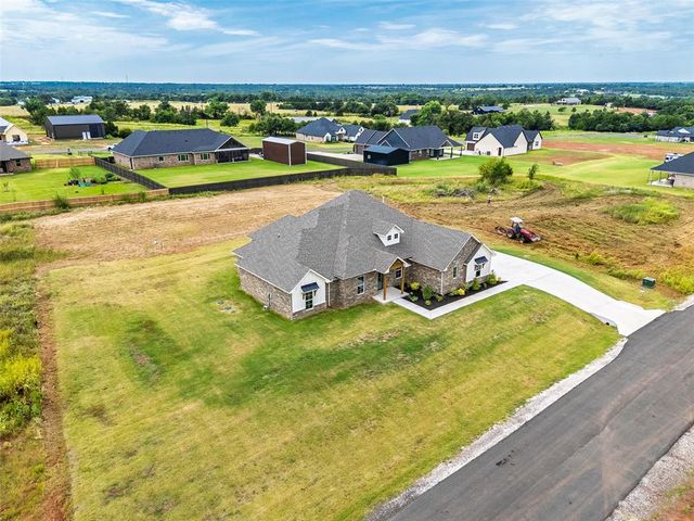 4449 Raymond Lane, Guthrie, OK 73044