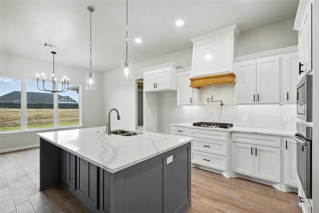 4449 Raymond Lane, Guthrie, OK 73044