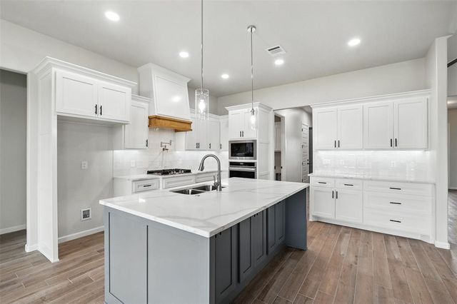 4449 Raymond Lane, Guthrie, OK 73044