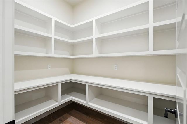 4449 Raymond Lane, Guthrie, OK 73044