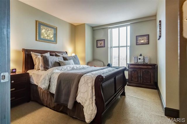 3608 Gravois Avenue 6E, St Louis, MO 63116