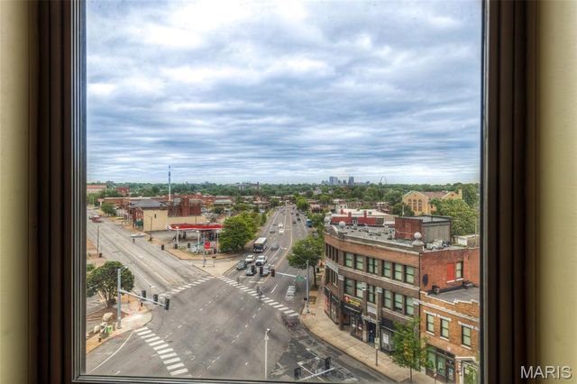 3608 Gravois Avenue 6E, St Louis, MO 63116