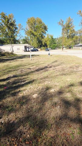 16910 Main Street, Patton Village, TX 77372