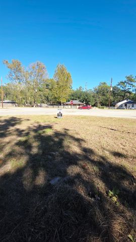 16910 Main Street, Patton Village, TX 77372