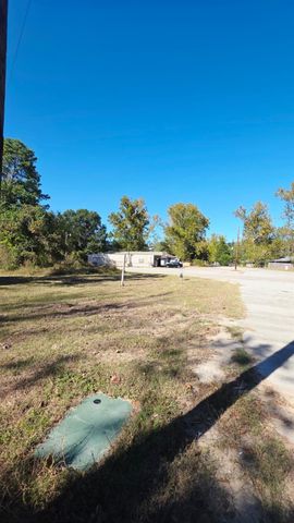 16910 Main Street, Patton Village, TX 77372