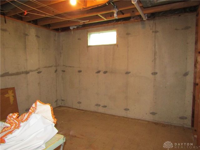 6455 Noranda Drive, Clayton, OH 45415