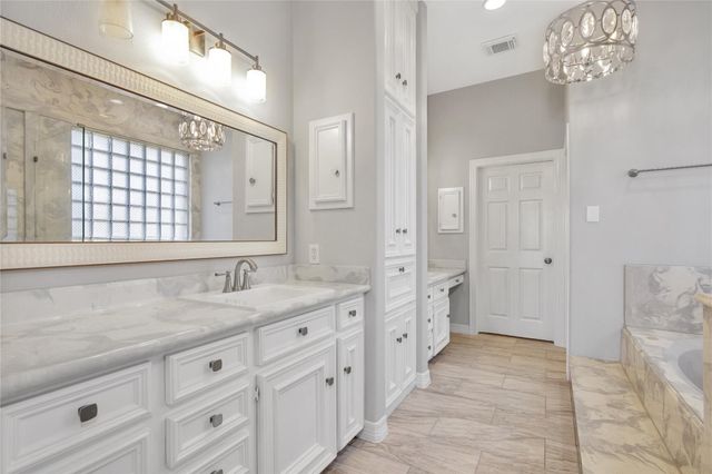 19616 Atasca Oaks Drive, Humble, TX 77346