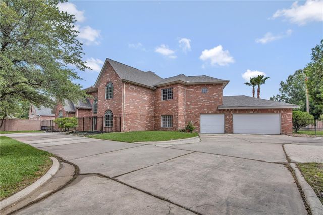 19616 Atasca Oaks Drive, Humble, TX 77346