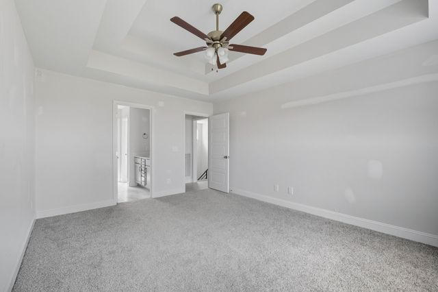 172 Leitrim Dr, Clarksville, TN 37042