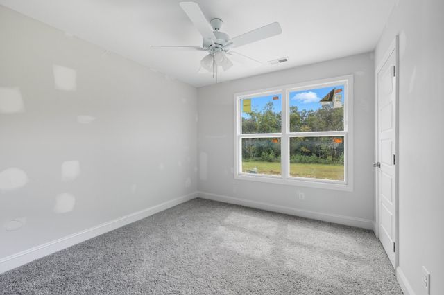 172 Leitrim Dr, Clarksville, TN 37042