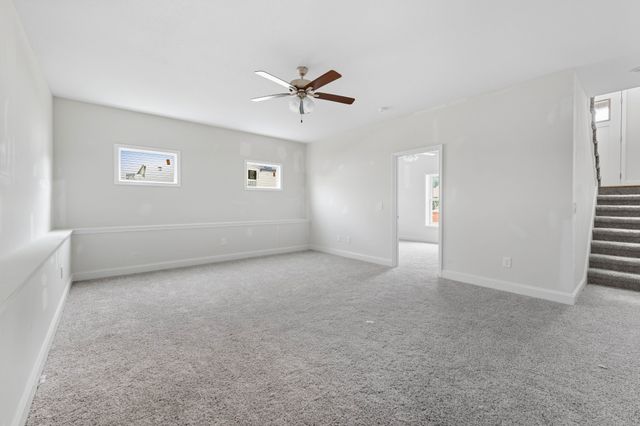 172 Leitrim Dr, Clarksville, TN 37042