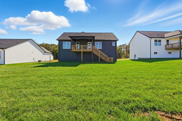 172 Leitrim Dr, Clarksville, TN 37042