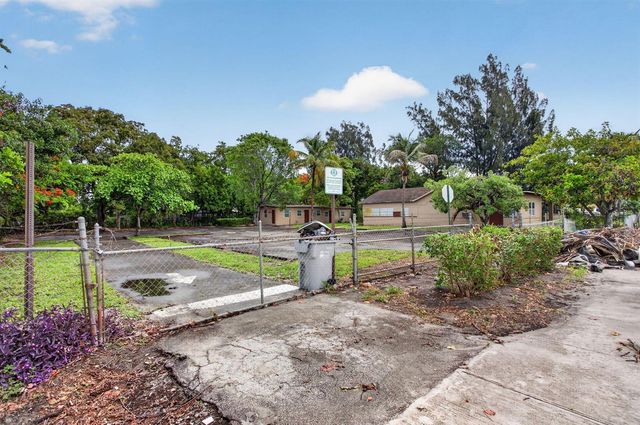 129 NW 11th Street, Pompano Beach, FL 33060