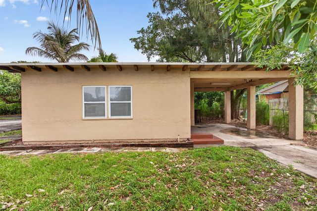 129 NW 11th Street, Pompano Beach, FL 33060