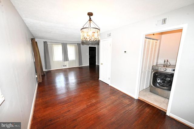 2610 LAKEHURST, District Heights, MD 20747