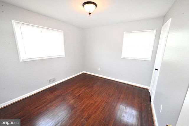 2610 LAKEHURST, District Heights, MD 20747