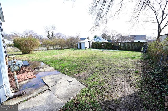 2610 LAKEHURST, District Heights, MD 20747