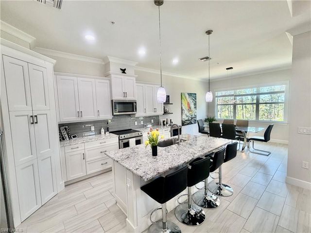 6505 Dominica DR 201, Naples, FL 34113