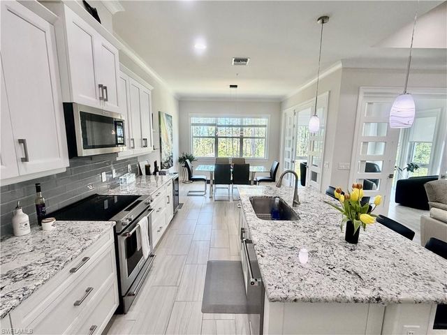 6505 Dominica DR 201, Naples, FL 34113