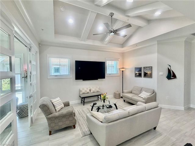 6505 Dominica DR 201, Naples, FL 34113