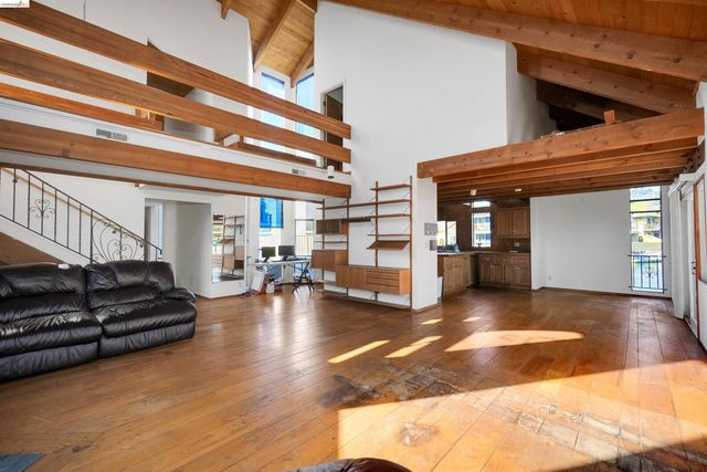 1293 Sanderling Is, Richmond, CA 94801