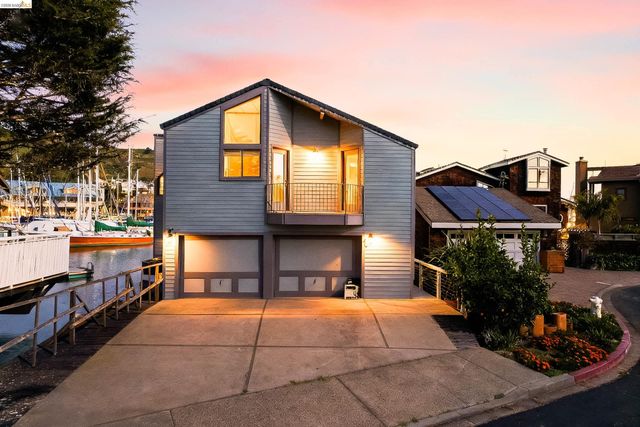 1293 Sanderling Is, Richmond, CA 94801