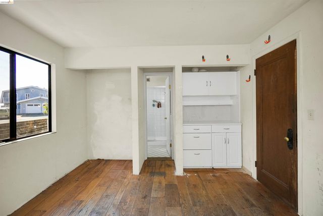 1293 Sanderling Is, Richmond, CA 94801