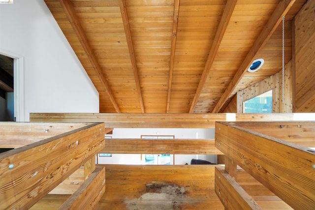 1293 Sanderling Is, Richmond, CA 94801