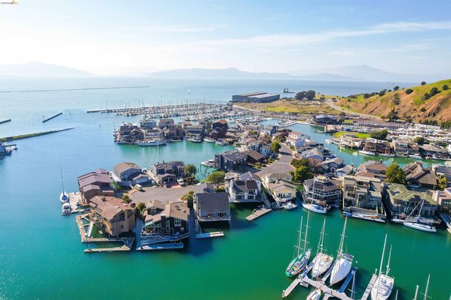 1293 Sanderling Is, Richmond, CA 94801