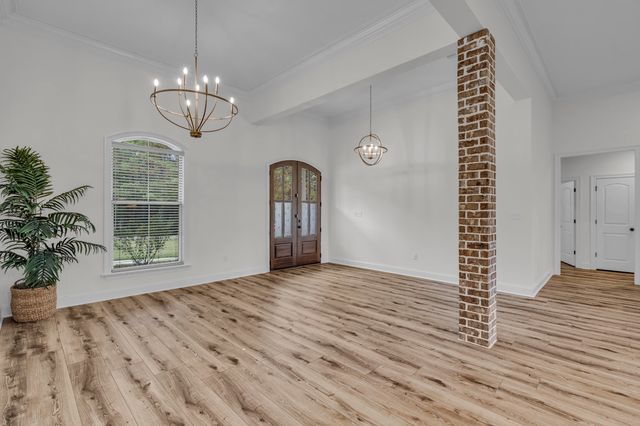 5534 W 4th St., Hattiesburg, MS 39402