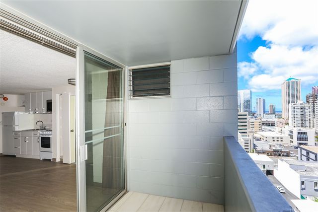 824 Kinau Street 1104, Honolulu, HI 96813