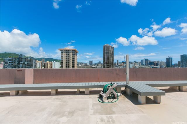 824 Kinau Street 1104, Honolulu, HI 96813