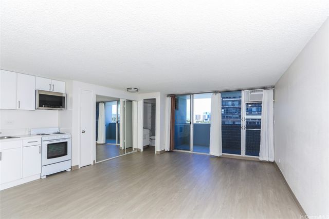 824 Kinau Street 1104, Honolulu, HI 96813
