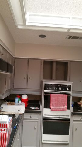 7604 Village Trail Drive, Dallas, TX 75254