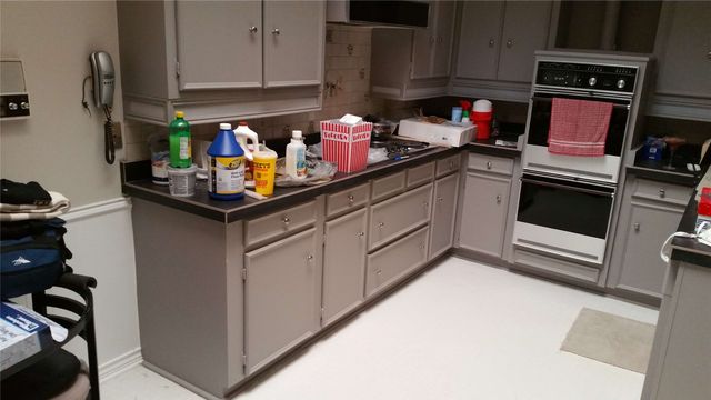 7604 Village Trail Drive, Dallas, TX 75254