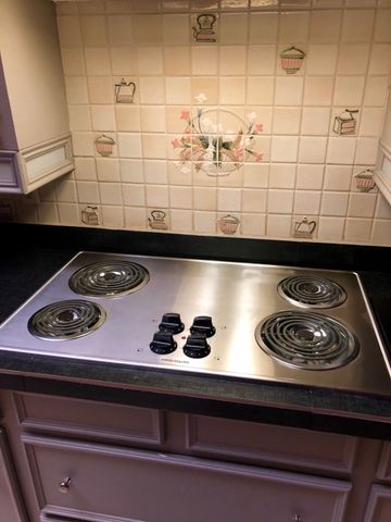 7604 Village Trail Drive, Dallas, TX 75254