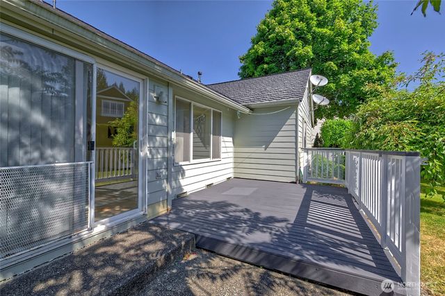 18427 Teeside Lane, Arlington, WA 98223