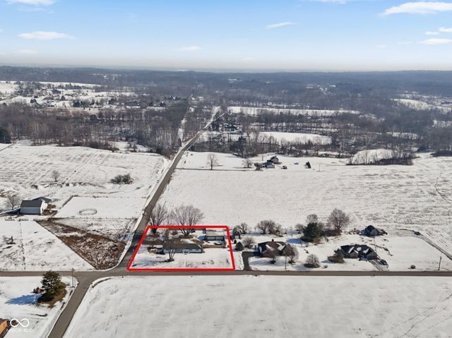 1979 W Gordon Road, Mooresville, IN 46158