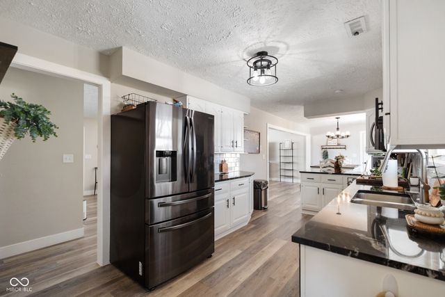 1979 W Gordon Road, Mooresville, IN 46158