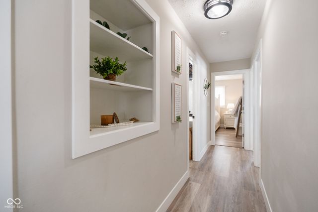 1979 W Gordon Road, Mooresville, IN 46158