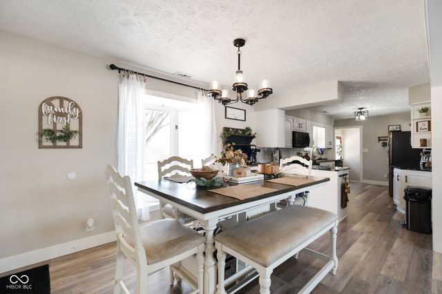 1979 W Gordon Road, Mooresville, IN 46158