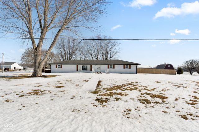 1979 W Gordon Road, Mooresville, IN 46158