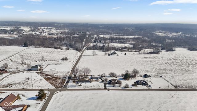 1979 W Gordon Road, Mooresville, IN 46158