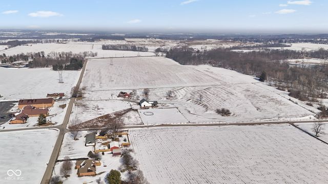 1979 W Gordon Road, Mooresville, IN 46158