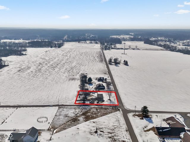 1979 W Gordon Road, Mooresville, IN 46158