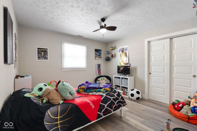 1979 W Gordon Road, Mooresville, IN 46158