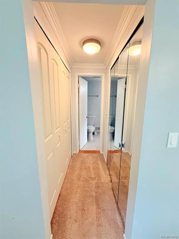 2910 Moon Lake Drive, West Bloomfield, MI 48323